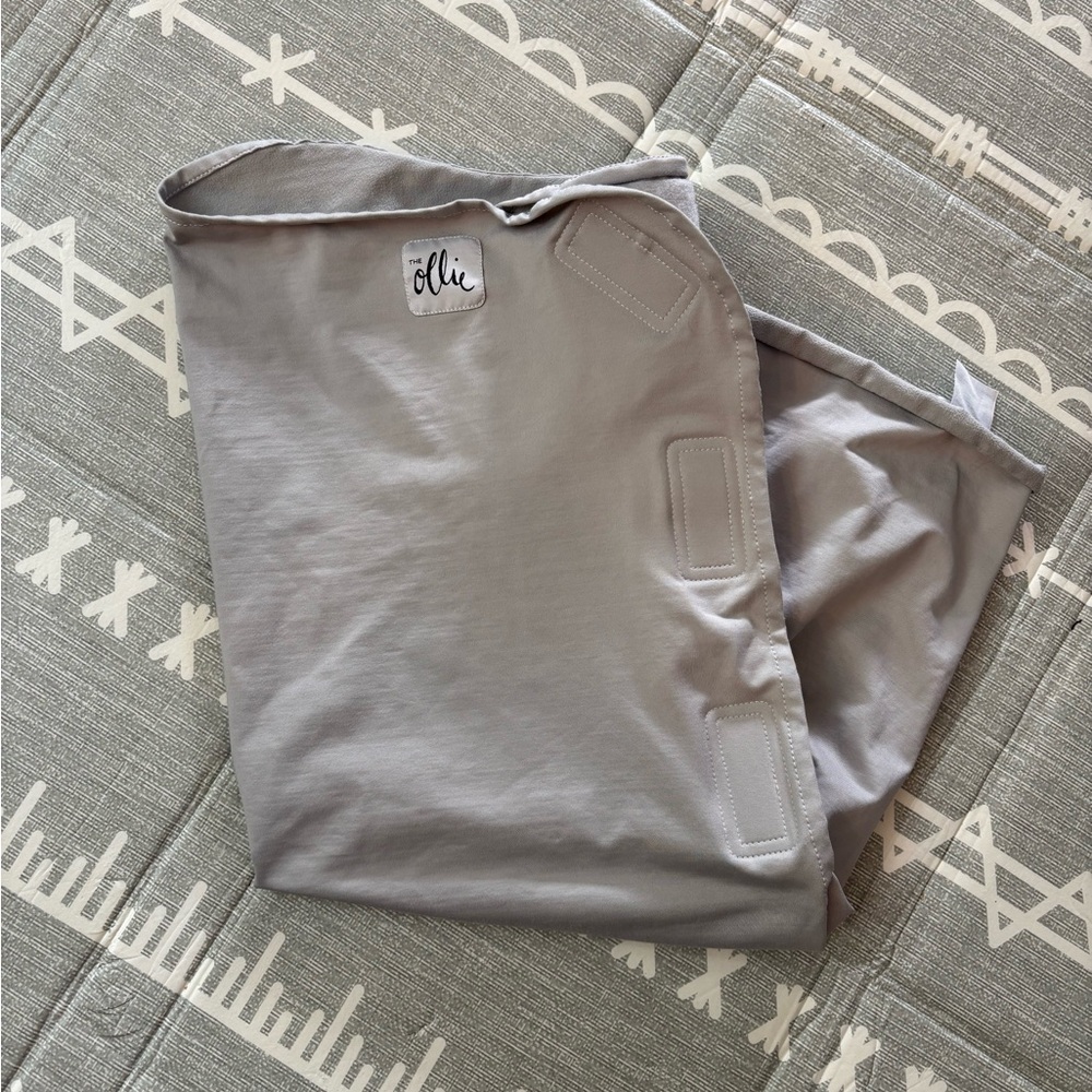 Ollie Gray Swaddle Blanket